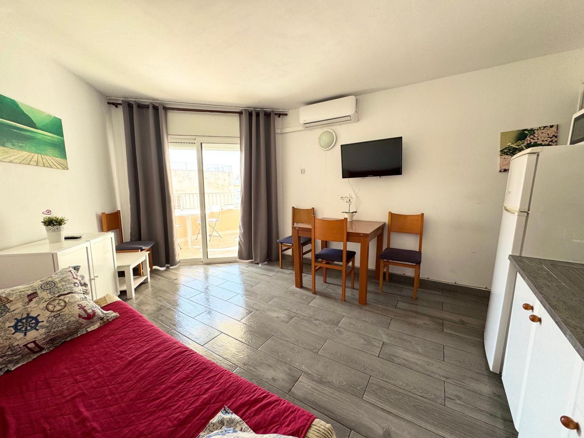 Apartsalou Bilbao * Salou